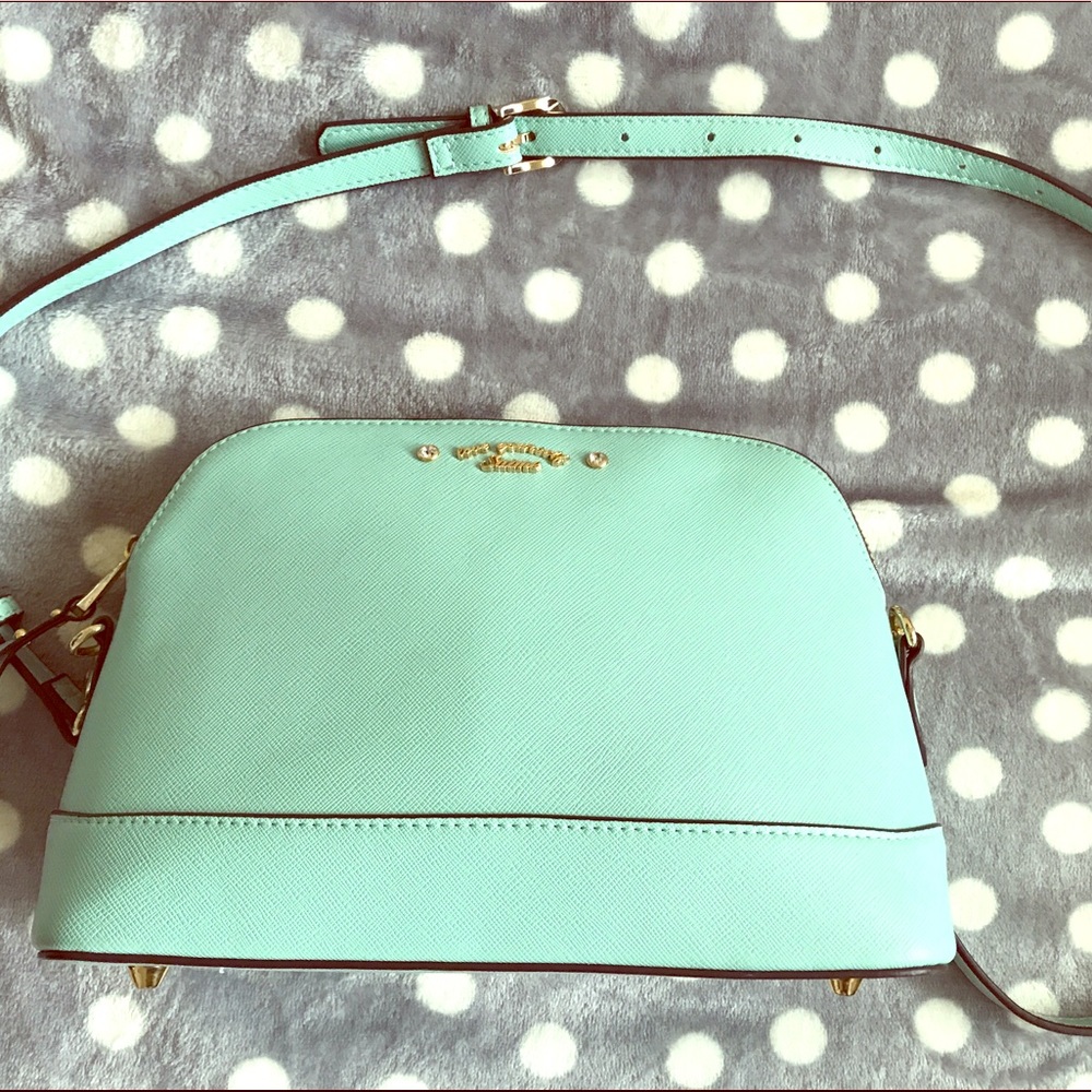 Candy green cross body bag.